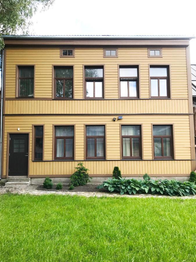 Apartamenti Starp Krastiem Liepaja Exterior photo
